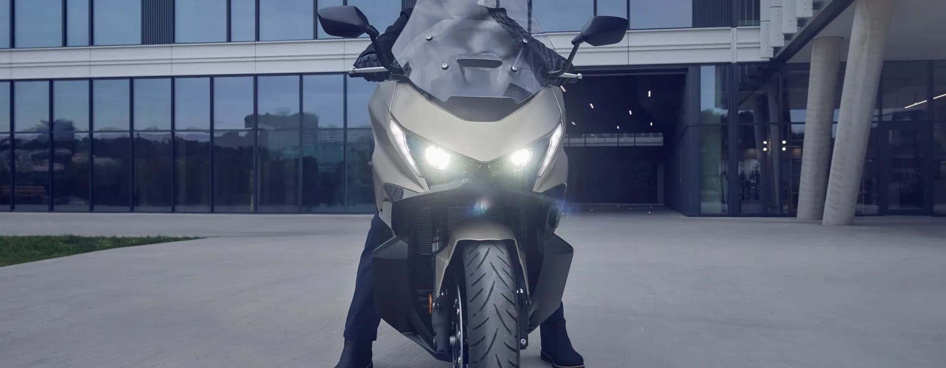 Honda Forza 750 — Maxi-scuter