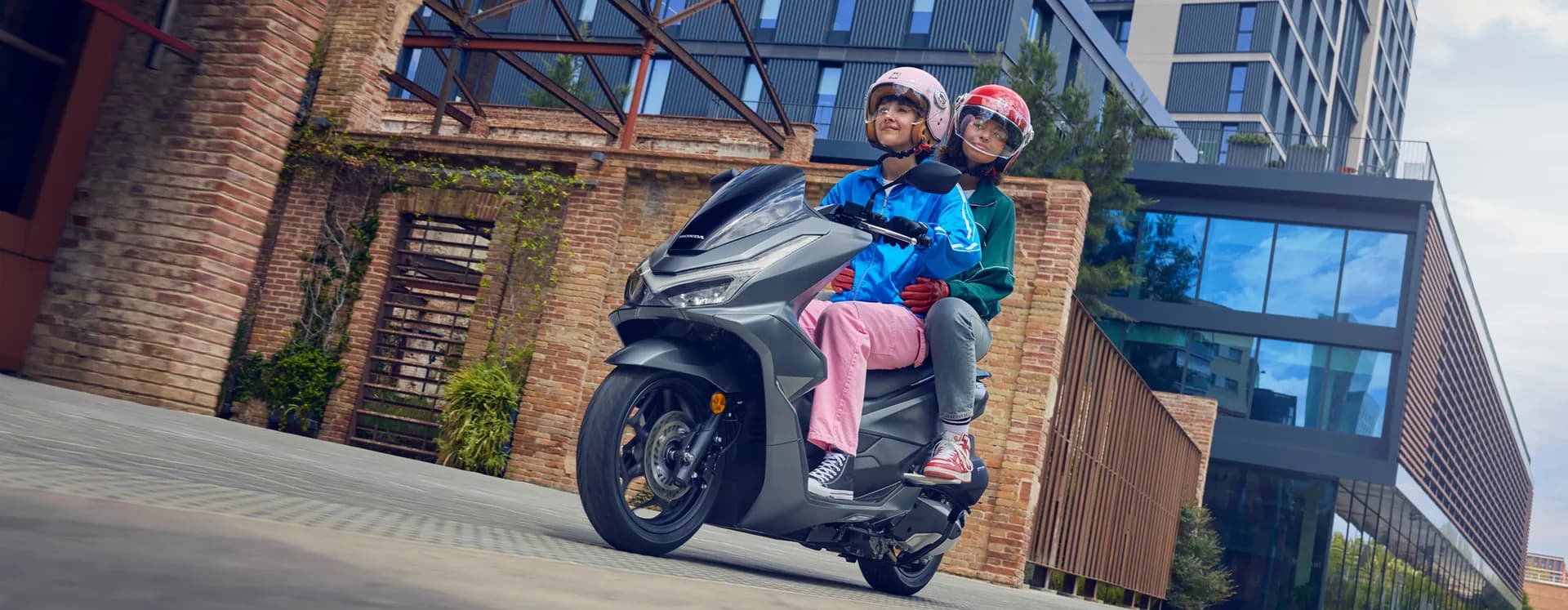 Honda PCX 125 — Scuter urban